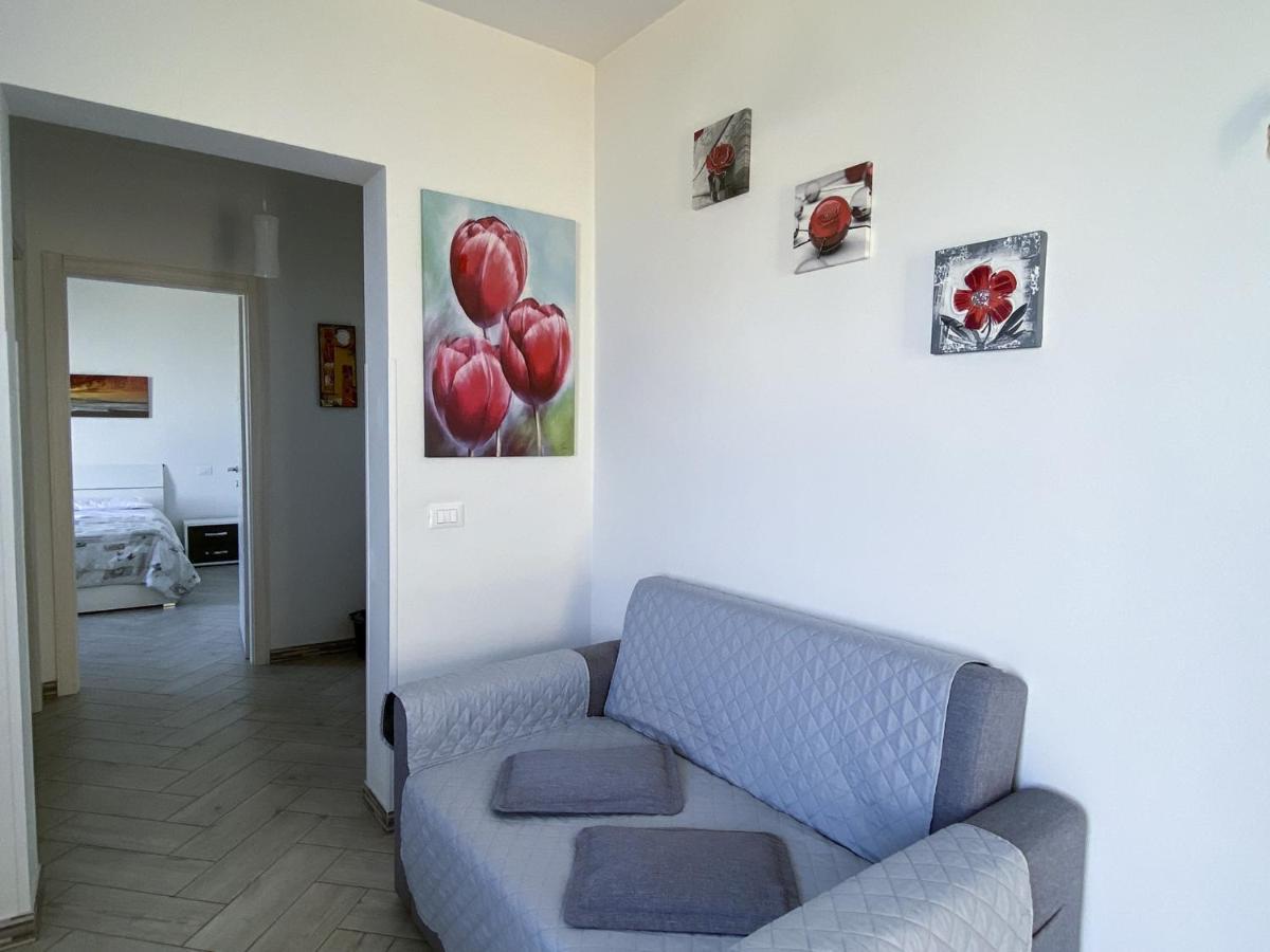 מקארי Appartamenti Da Clarissa מראה חיצוני תמונה